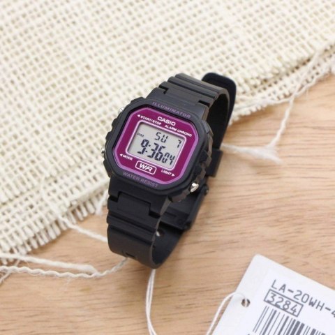 ZEGAREK DZIECIĘCY CASIO LA-20WH-4ADF + BOX ZEGAREK DZIECIĘCY CASIO LA-20WH-4ADF + BOX