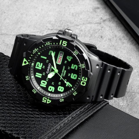 ZEGAREK MĘSKI CASIO MRW-200H-3B (zd147f) + BOX ZEGAREK MĘSKI CASIO MRW-200H-3B (zd147f) + BOX