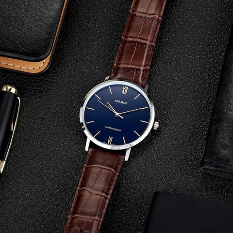 ZEGAREK MĘSKI CASIO MTP-VT01L-2B + BOX ZEGAREK MĘSKI CASIO MTP-VT01L-2B + BOX