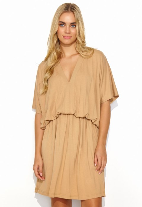Sukienka Model M827 Beige - Makadamia - uniwersalny Sukienka Model M827 Beige - Makadamia - uniwersalny