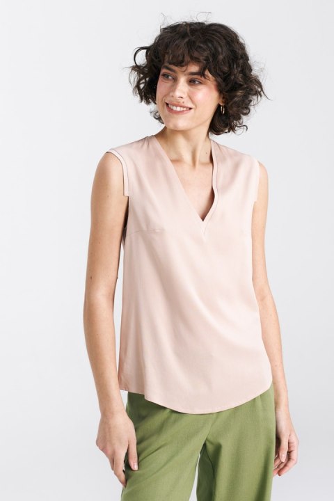 Bluzka bez rękawów z dekoltem V B161 Beige - Nife - 36 Bluzka bez rękawów z dekoltem V B161 Beige - Nife - 36