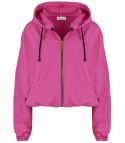 Cienka krótka bluza damska jednokolorowy basic z kapturem JULIA (Różowy) Cienka krótka bluza damska jednokolorowy basic z kapturem JULIA (Różowy)