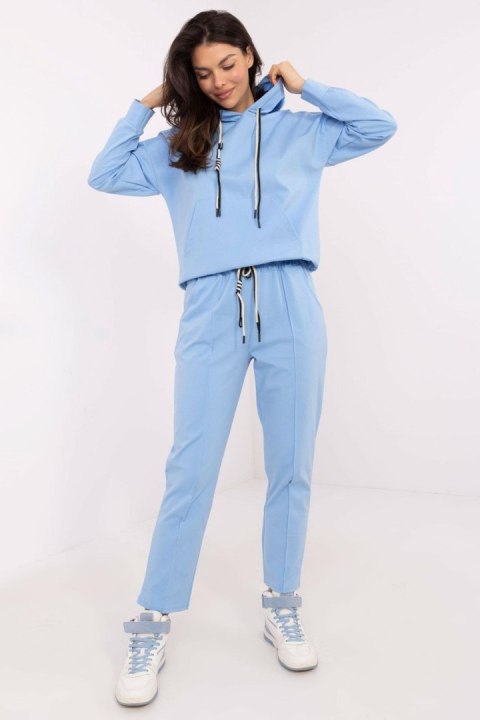 Spodnie Komplet Model MI-KMPL-M6125.58P Light Blue - Italy Moda - uniwersalny Spodnie Komplet Model MI-KMPL-M6125.58P Light Blue - Italy Moda - uniwersalny