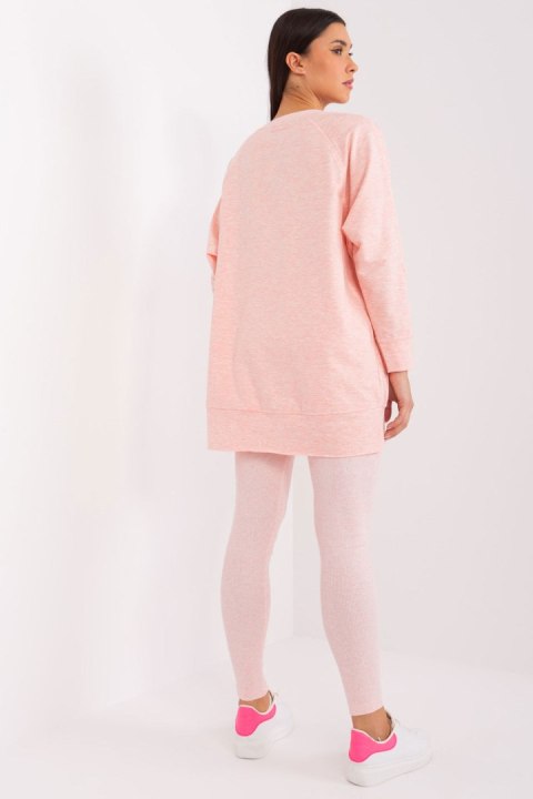 Spodnie Komplet Model EM-KMPL-830.32P Light Pink - Factory Price - uniwersalny Spodnie Komplet Model EM-KMPL-830.32P Light Pink - Factory Price - uniwersalny