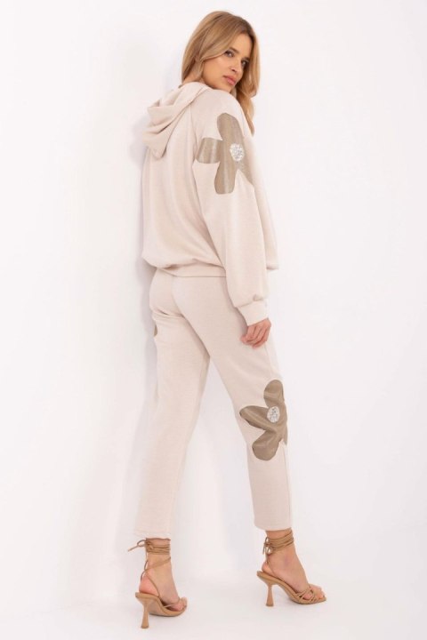Spodnie Komplet Model MI-KMPL-M6124.61P Beige - Italy Moda - uniwersalny Spodnie Komplet Model MI-KMPL-M6124.61P Beige - Italy Moda - uniwersalny