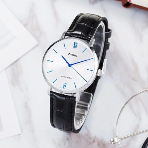 ZEGAREK DAMSKI CASIO LTP-VT01L-7B1 + BOX ZEGAREK DAMSKI CASIO LTP-VT01L-7B1 + BOX