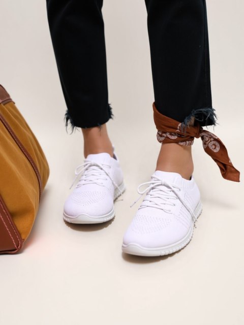 Damskie Buty Sportowe VELVIO - White - 38 Damskie Buty Sportowe VELVIO - White - 38