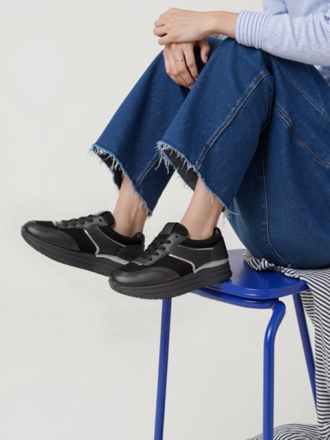 BLACK - 39 BLACK - 39