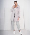 Wiosenny płaszcz damski oversize z kapturem i kieszeniami Emilia (Różowy) Wiosenny płaszcz damski oversize z kapturem i kieszeniami Emilia (Różowy)