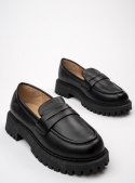 Damskie Mokasyny LAURA BLACK - Minimalistyczna Elegancja z Masywną Podeszwą - 37 Damskie Mokasyny LAURA BLACK - Minimalistyczna Elegancja z Masywną Podeszwą - 37
