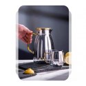 Set - 1600-ml-Krug mit gewellten Wänden und Deckel + 2 350-ml-Gläser - DZ07