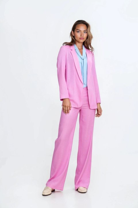 Spodnie bootcut z rayonu z krytym guzikiem SD111 Pink - Nife - 36 Spodnie bootcut z rayonu z krytym guzikiem SD111 Pink - Nife - 36