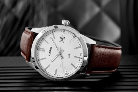 Zegarek Męski CASIO MTP-VD03L-5AUDF + BOX Zegarek Męski CASIO MTP-VD03L-5AUDF + BOX
