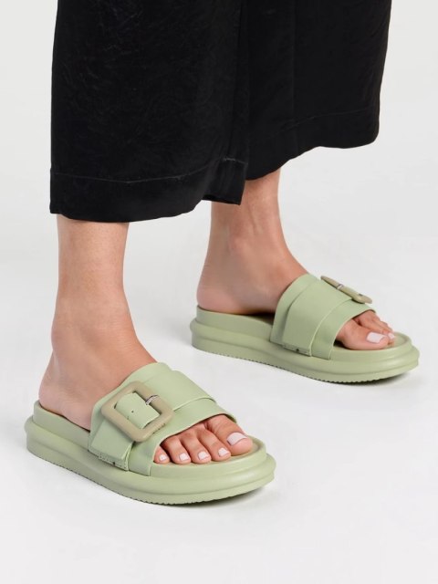 Damskie Klapki CAMILA VERDE - 39 Damskie Klapki CAMILA VERDE - 39