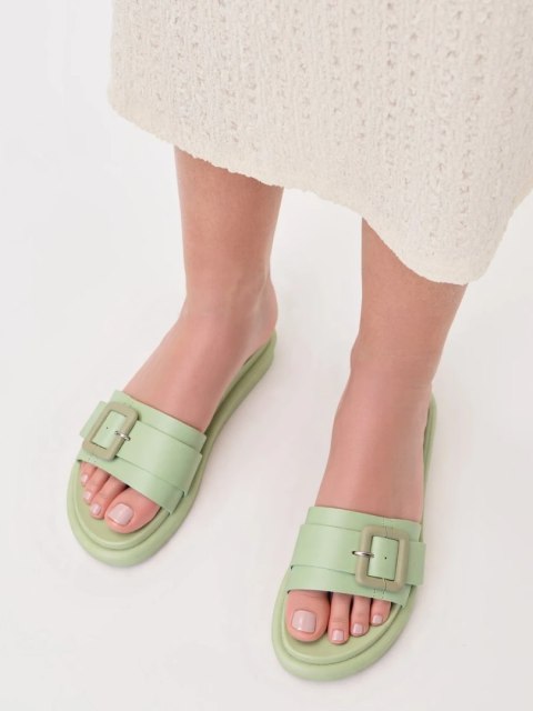 Damskie Klapki CAMILA VERDE - 39 Damskie Klapki CAMILA VERDE - 39