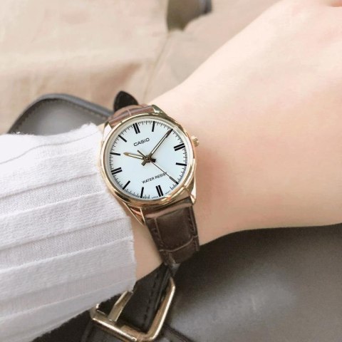 ZEGAREK DAMSKI CASIO LTP-V005GL-7A + BOX ZEGAREK DAMSKI CASIO LTP-V005GL-7A + BOX