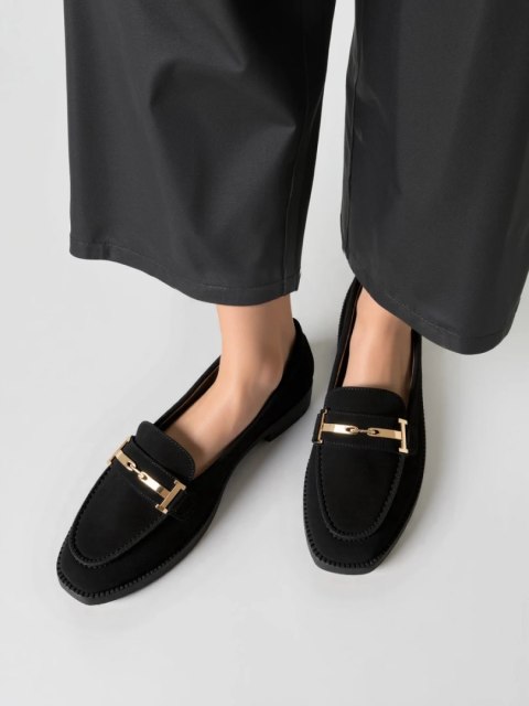 Damskie Loafersy EVANA BLACK - Klasyczna Czerń z Eleganckim Akcentem - 40 Damskie Loafersy EVANA BLACK - Klasyczna Czerń z Eleganckim Akcentem - 40