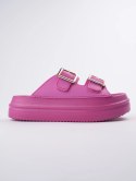 Klapki damskie na platformie z klamrami w kolorze Fushia - 38