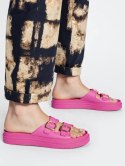 Klapki damskie na platformie z klamrami w kolorze Fushia - 38