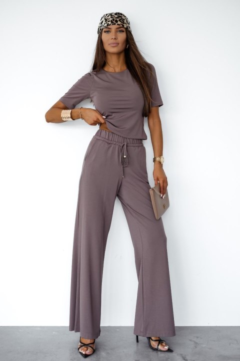 Spodnie Komplet Model Dallas 295624533 Mocca - LaBalancia - s Spodnie Komplet Model Dallas 295624533 Mocca - LaBalancia - s