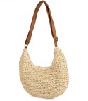 Półokrągła torebka boho z eko-skórzanym paskiem i suwakiem (Beżowy)