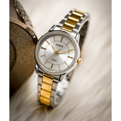 ZEGAREK DAMSKI CASIO LTP-1303SG-7A (zd591e) + BOX ZEGAREK DAMSKI CASIO LTP-1303SG-7A (zd591e) + BOX