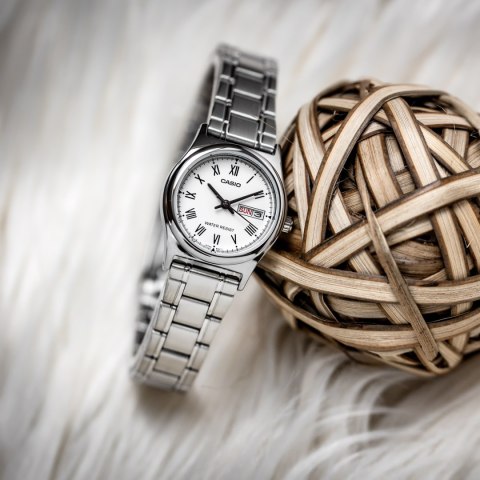 ZEGAREK DAMSKI CASIO LTP-V006D-7B + BOX ZEGAREK DAMSKI CASIO LTP-V006D-7B + BOX