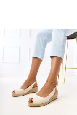 Sandały Model Nevarez E5579 Beige - PRIMO - 39