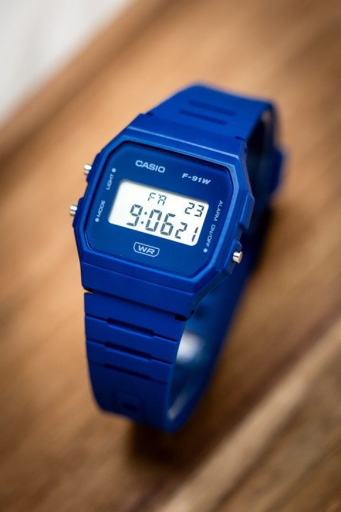 ZEGAREK MĘSKI CASIO F-91WB-2A1DF + BOX ZEGAREK MĘSKI CASIO F-91WB-2A1DF + BOX