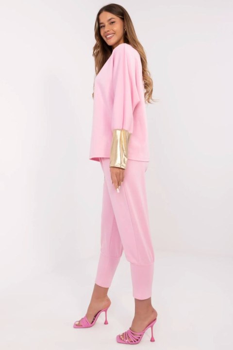 Spodnie Komplet Model DHJ-KMPL-9311.97 Light Pink - Italy Moda - uniwersalny Spodnie Komplet Model DHJ-KMPL-9311.97 Light Pink - Italy Moda - uniwersalny