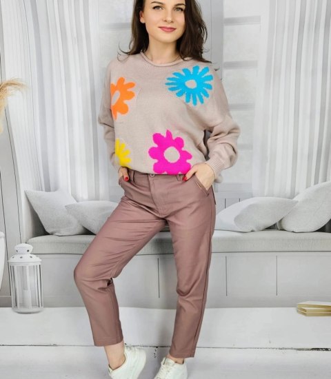 Damskie eleganckie spodnie kolorowe cygaretki VALERIA (Brązowy)