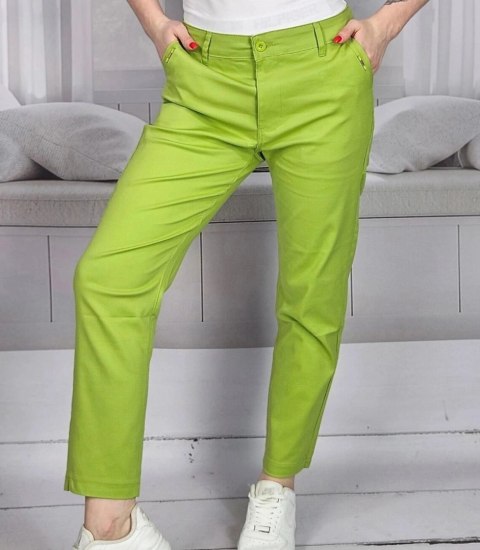 Damskie eleganckie spodnie kolorowe cygaretki VALERIA (Zielony) Damskie eleganckie spodnie kolorowe cygaretki VALERIA (Zielony)