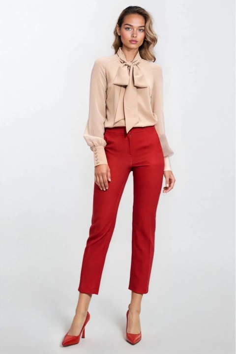 Delikatna beżowa bluzka z szarfą B182 Beige - Nife - 40 Delikatna beżowa bluzka z szarfą B182 Beige - Nife - 40