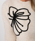 Klasyczny sweter damski z aplikacją kwiat 3D CLASSIC BLOOM (Beżowy)