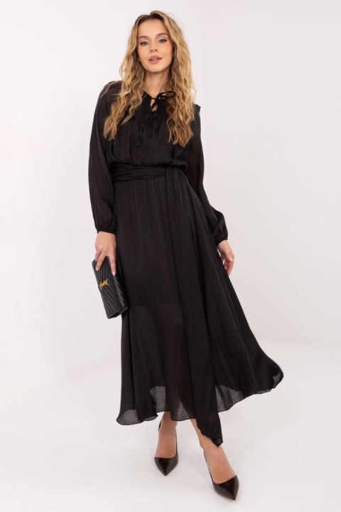 Sukienka Model MI-SK-27580.02 Black - Rue Paris - uniwersalny