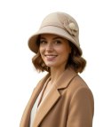 Kapelusz damski cloche naszywka kwiat (Beżowy)
