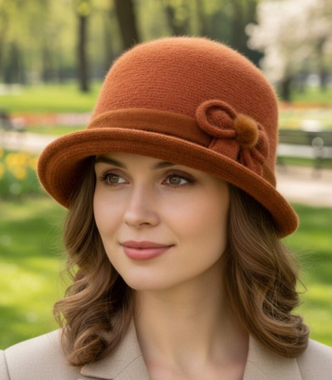 Kapelusz damski cloche z kokardą (Pomarańczowy)