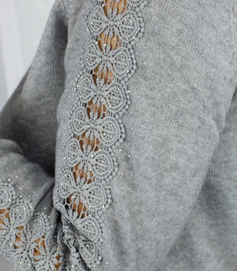 Sukienka dzianinowa z ażurowymi rękawami i kieszeniami (Szary)