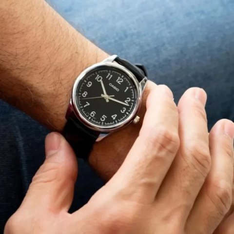 ZEGAREK MĘSKI CASIO MTP-V005L-1B4 + BOX (zd066g) ZEGAREK MĘSKI CASIO MTP-V005L-1B4 + BOX (zd066g)