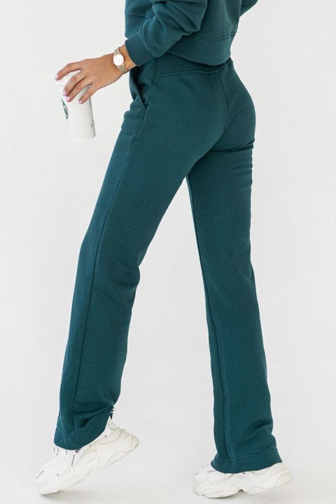 Spodnie Dresowe Model Lamia T22 Green - IVON - M/L Spodnie Dresowe Model Lamia T22 Green - IVON - M/L