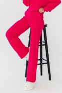Spodnie Dresowe Model Lamia T22 Pink - IVON - M/L Spodnie Dresowe Model Lamia T22 Pink - IVON - M/L