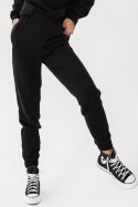 Spodnie Dresowe Model Morelli T23 Black - IVON - XS/S Spodnie Dresowe Model Morelli T23 Black - IVON - XS/S