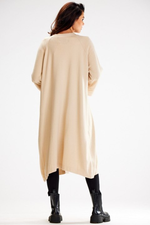 Sweter Kardigan Model A617 Beige - awama - uniwersalny Sweter Kardigan Model A617 Beige - awama - uniwersalny