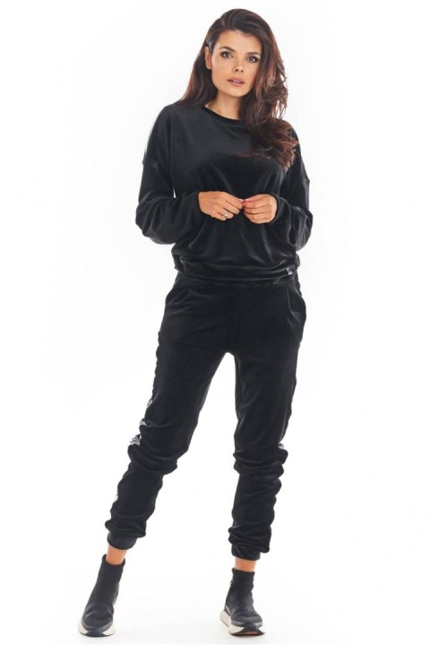 Bluza Damska Model A374 Black Welur - awama - M Bluza Damska Model A374 Black Welur - awama - M