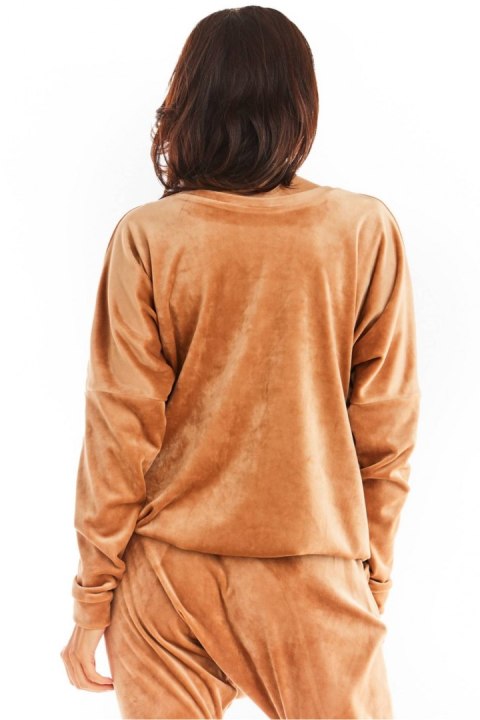 Bluza Damska Model A376 Beige Welur - awama - uniwersalny Bluza Damska Model A376 Beige Welur - awama - uniwersalny