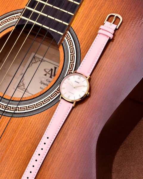 Zegarek Damski Casio LTP-VT01GL-4B + BOX Zegarek Damski Casio LTP-VT01GL-4B + BOX