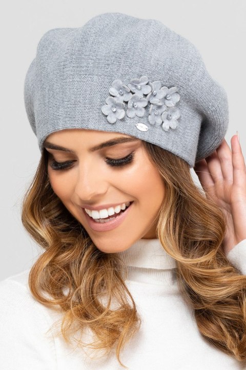 Beret Model Arizona Grey - Kamea - uniwersalny Beret Model Arizona Grey - Kamea - uniwersalny