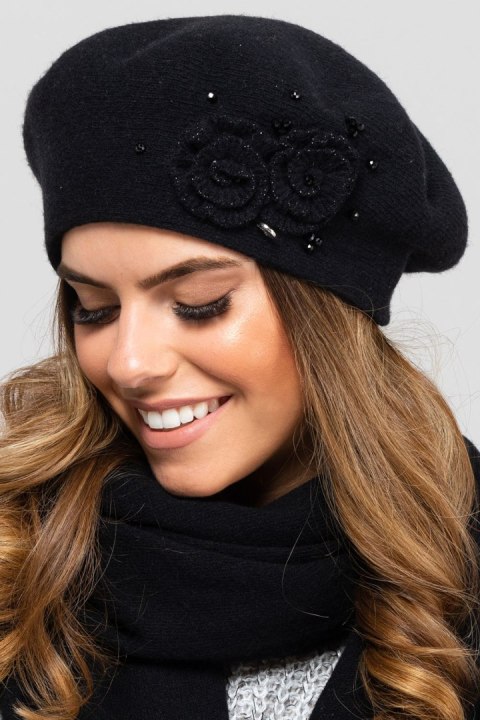 Beret Model Barcelona Black - Kamea - uniwersalny Beret Model Barcelona Black - Kamea - uniwersalny