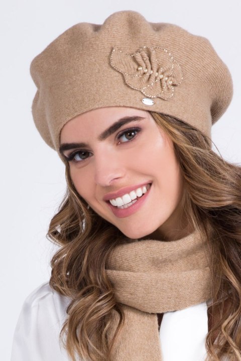 Beret Model Justa Camel - Kamea - uniwersalny