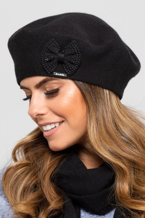 Beret Model Salamanka Black - Kamea - uniwersalny Beret Model Salamanka Black - Kamea - uniwersalny